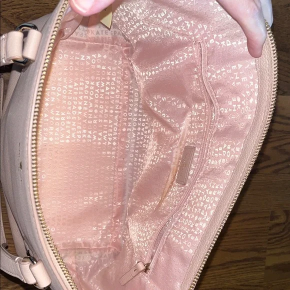 Kate Spade Light Pink pebble leather Tote Bag. Excellent condition! - Picture 9 of 10